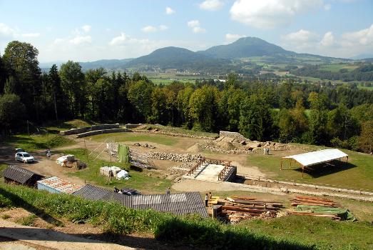 Amphitheater von Virunum