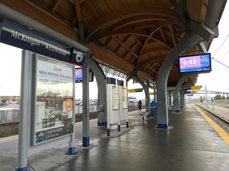 McKnight–Westwinds CTrain Station