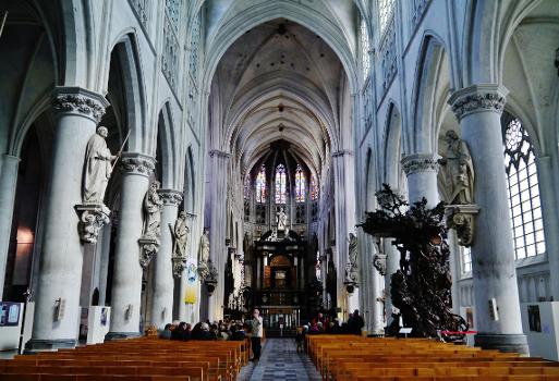 Langhaus der Kathedrale Sint Rombout, Mecheln