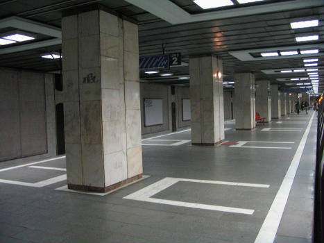 Metrobahnhof Aviatorilor