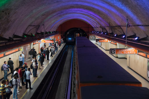 Station de métro Barranca del Muerto