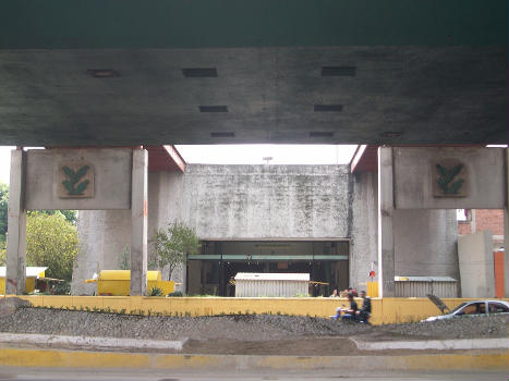 Station de métro Bondojito