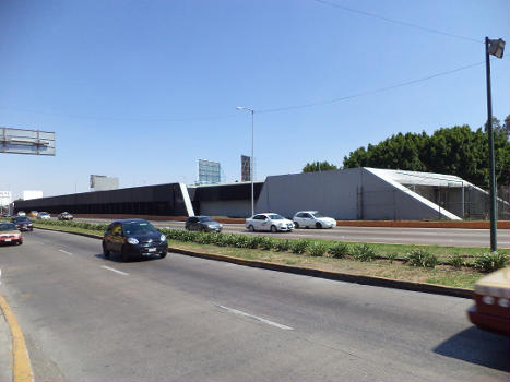 Station de métro Consulado (Línea 5)