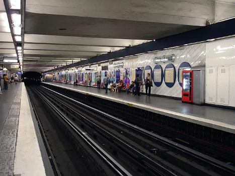 Station de métro Hôtel de Ville - Paris (Ligne 1)