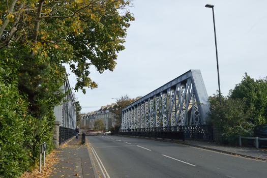 Road view of Midland Bridge, Bath, from south-west