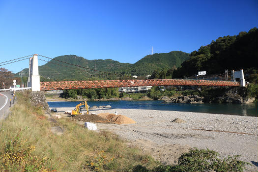 Pont suspendu de Mino