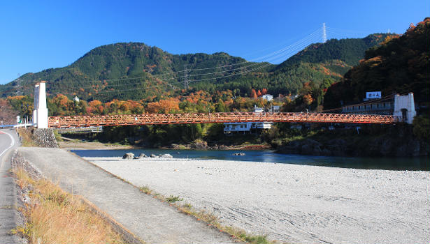 Pont suspendu de Mino