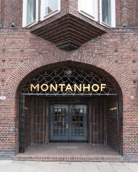 Portal of Montanhof office building in Hamburg