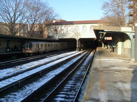 IRT 5 Train enters the Morris Park Station in the Bronx