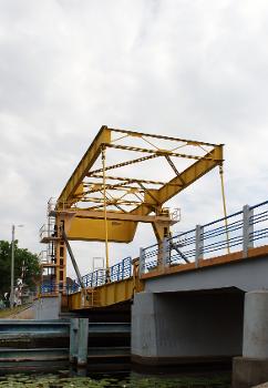 Szkarpawabrücke Rybina