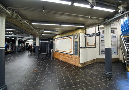 Times Square Subway Station (42nd Street Shuttle)