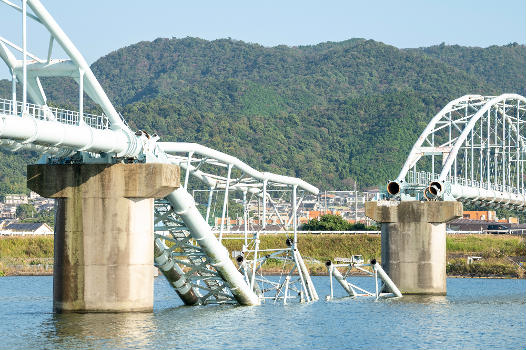 Pont-pipeline de Musota