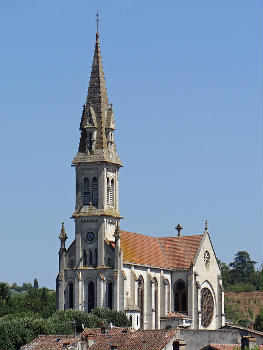 Nérac - Église Notre-Dame vue du Pont-Neuf