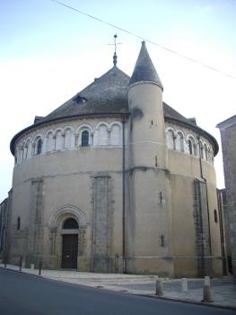 Basilique Saint-Étienne de Neuvy-Saint-Sépulchre (Indre, France) : chevet