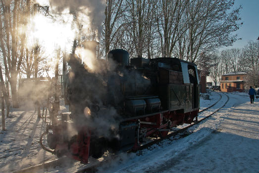 Lok 20 "Haspe" (Jung, Jungenthal) der Interessengemeinschaft Historischer Schienenverkehr rangierend im Bahnhof Schierwaldenrath