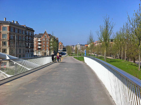 Ågade Footbridge