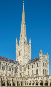 Norwich Cathedral:This magnificent Cathedral is one of the largest in Europe, and also the 2nd tallest in the UK. It's stunning tower and spire are seen here on a superb winter day.