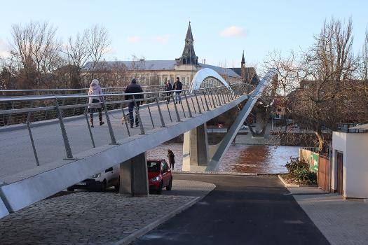 Geh- und Radwegbrücke Nymburk