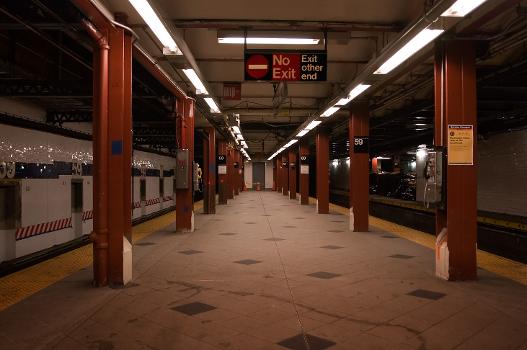 U-Bahnhof 59th Street–Columbus Circle an der IND Eighth Avenue Line der New York City Subway.