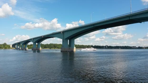 Straßenbrücke Jaroslawl