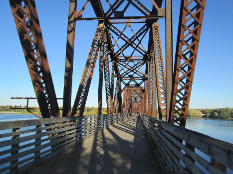 Bill Thorpe Walking Bridge