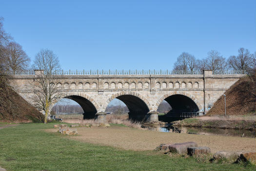 Die 3-Bogen-Brücke in Olfen. Steverbrücke, Baudenkmal.