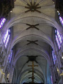 Église Saint-Paterne d'Orléans (Loiret, France) : voûtes de la nef