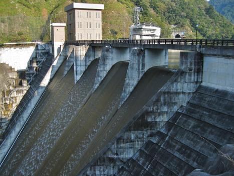 Oshima Dam ().