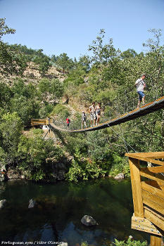 Ponte suspensa dos Passadiços do Paiva