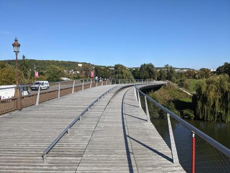 Geh- und Radwegbrücke Mantes-la-Jolie