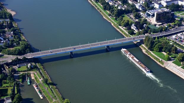 Pfaffendorfer Brücke, Luftaufnahme (2017)