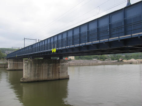 Val-Saint-Lambert Railway Bridge