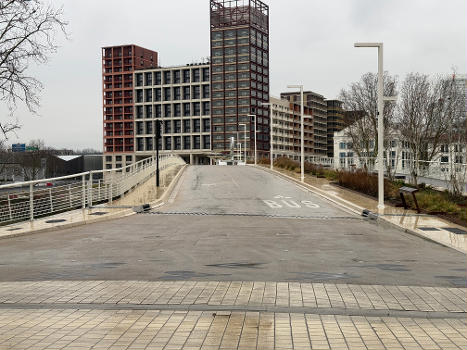 Pont Louafi Bouguera, L'Île-Saint-Denis.