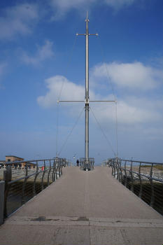 Foryd Harbour Footbridge
