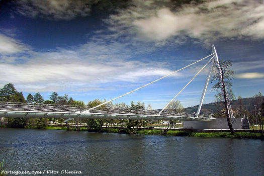 Geh- und Radwegbrücke Chaves