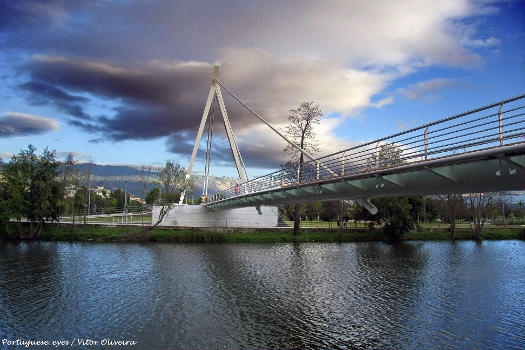 Geh- und Radwegbrücke Chaves