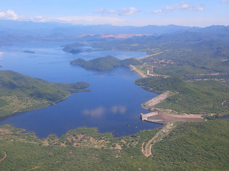 Adolfo Ruiz Cortines Dam