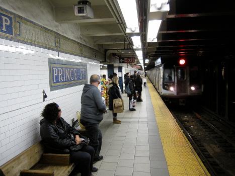 Prince Street Subway Station (Broadway Line)