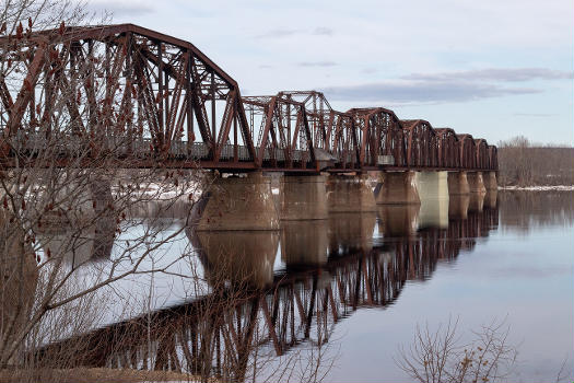 Bill Thorpe Walking Bridge