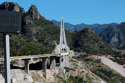 Pont de Baluarte