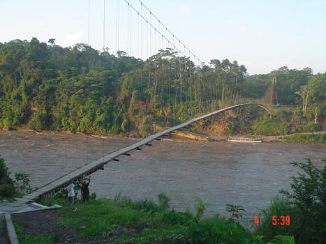 Rio Aguarico Suspension Bridge