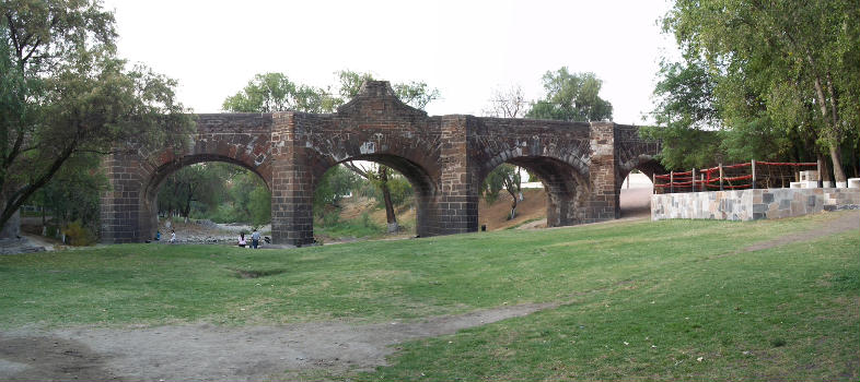 Puente de la Historia