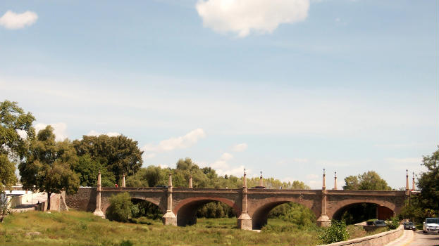 Puente de Lagos