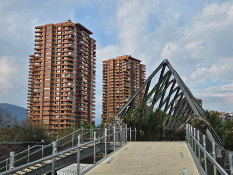 Puente Entre Parques