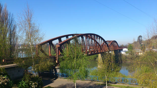 Nueva Imperial Railway Bridge