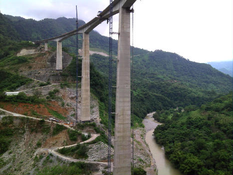 Gilberto Borja Navarrete-Talbrücke