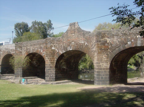 Puente de la Historia