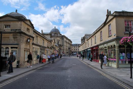 The shops and road across Pulteney Bridge in Bath