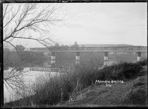 Railway bridge over the Whanganui River at Aramoho, circa 1910s:Photograph taken by William A. Price. 
Inscriptions: Inscribed - Photographer's title on negative -bottom right: Aramoho Bridge. [No.] 514. 
Quantity: 1 b&amp;w original negative(s). 
Physical Description: Dry plate glass negative 
Railway bridge over the Whanganui River at Aramoho. Price, William Archer, 1866-1948 :Collection of post card negatives.