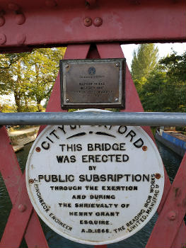 Medley Footbridge At Medley Weir